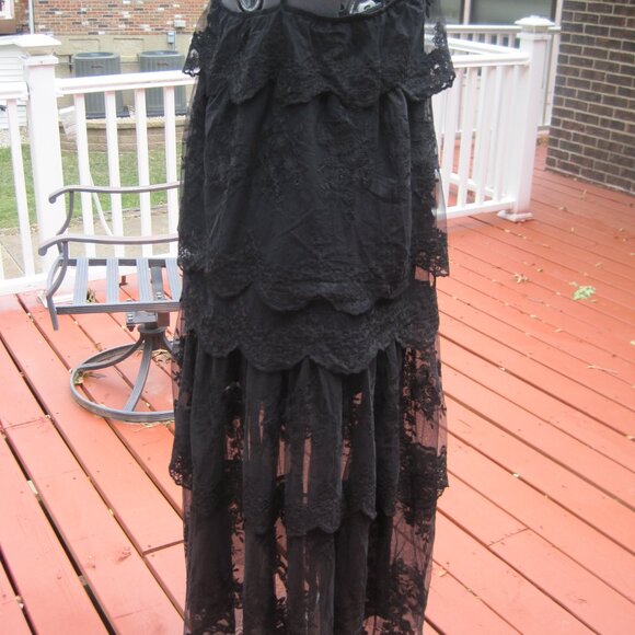 And Now This Black Tiered Lace Maxi Dress NWT size X-Large - Picture 4 of 8